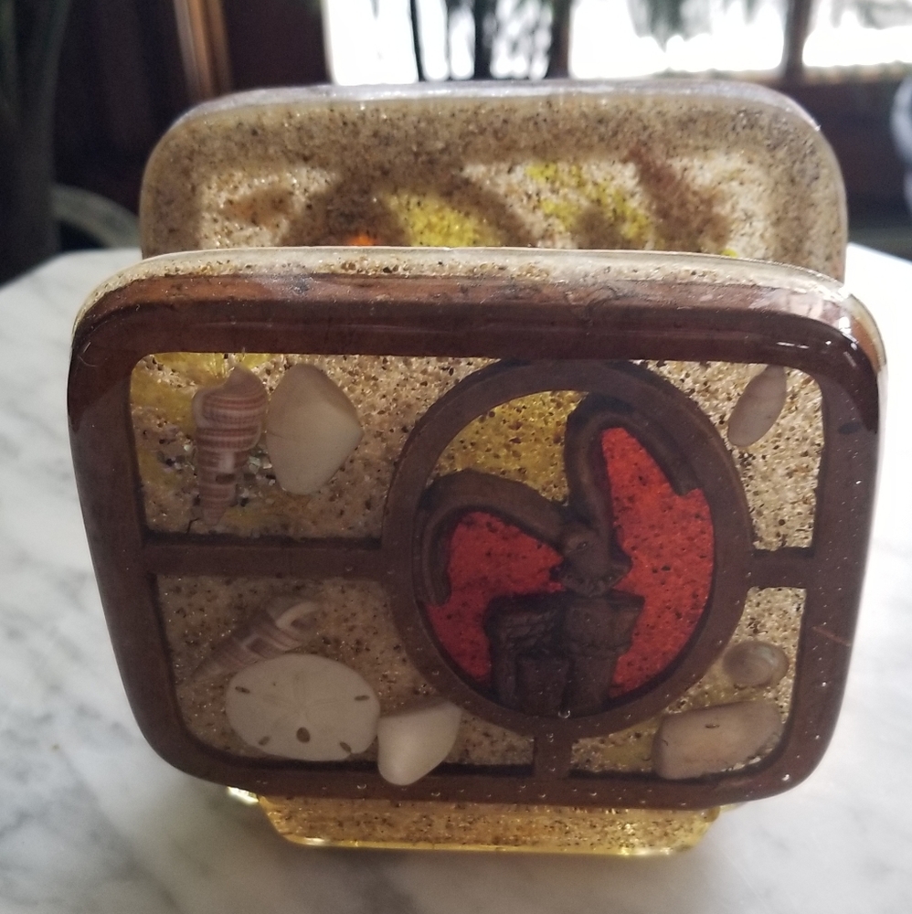 resin napkin holder seashells